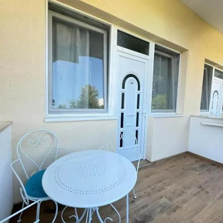Apartment Elena Suncani Breg Vrdnik